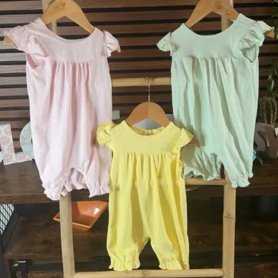 ☀️ Joli lot combinaison été, couleur rose, jaune et menthe. 